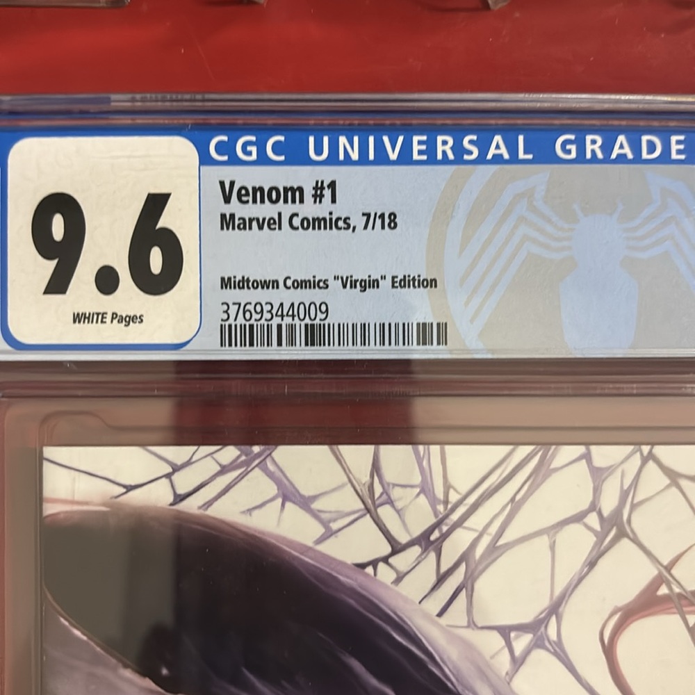Marvel comic book - Picture 3 of 3